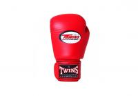 Перчатки боксерские TWINS BGVL-3 для муай-тай (красные) 14 oz